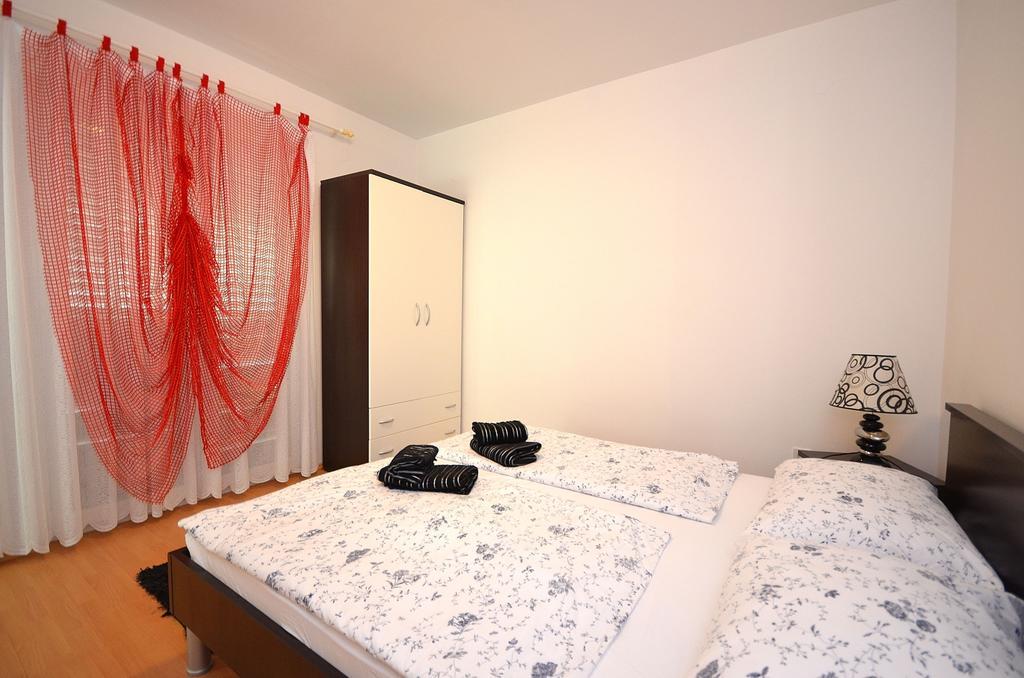 Apartments Miriam Srima فوديس المظهر الخارجي الصورة