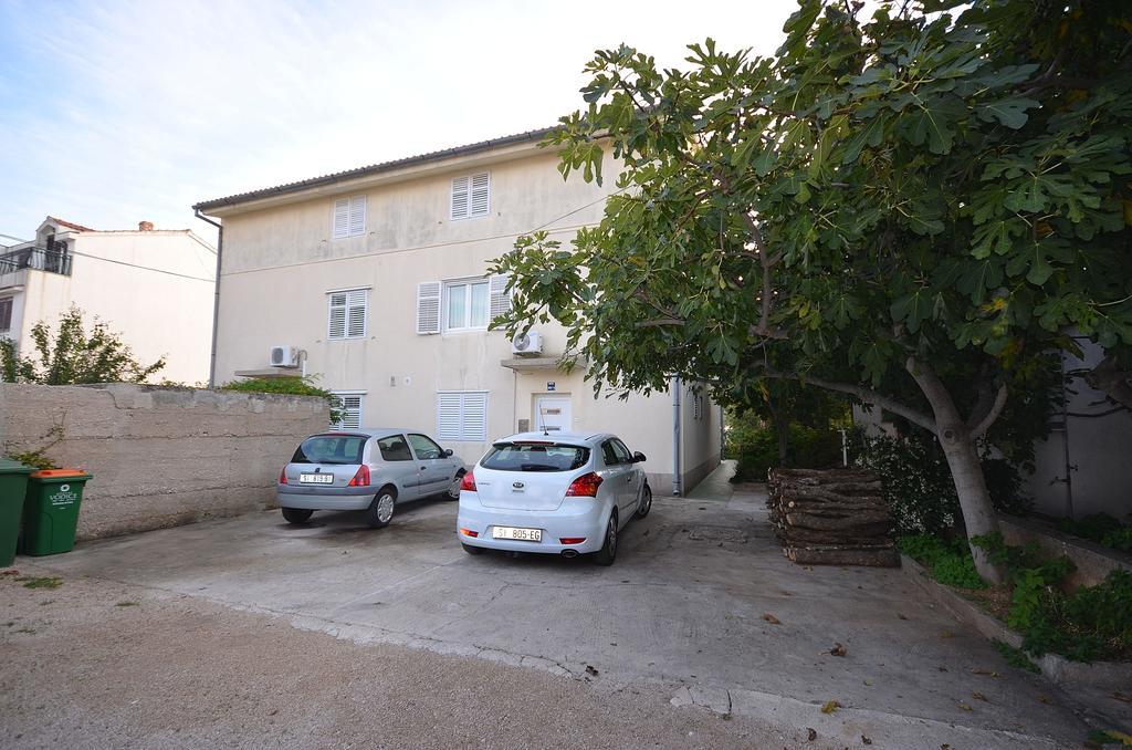 Apartments Miriam Srima فوديس المظهر الخارجي الصورة